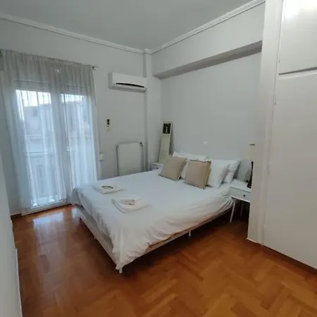 Apartment Plaka Flat With View Of Acropolis Athens